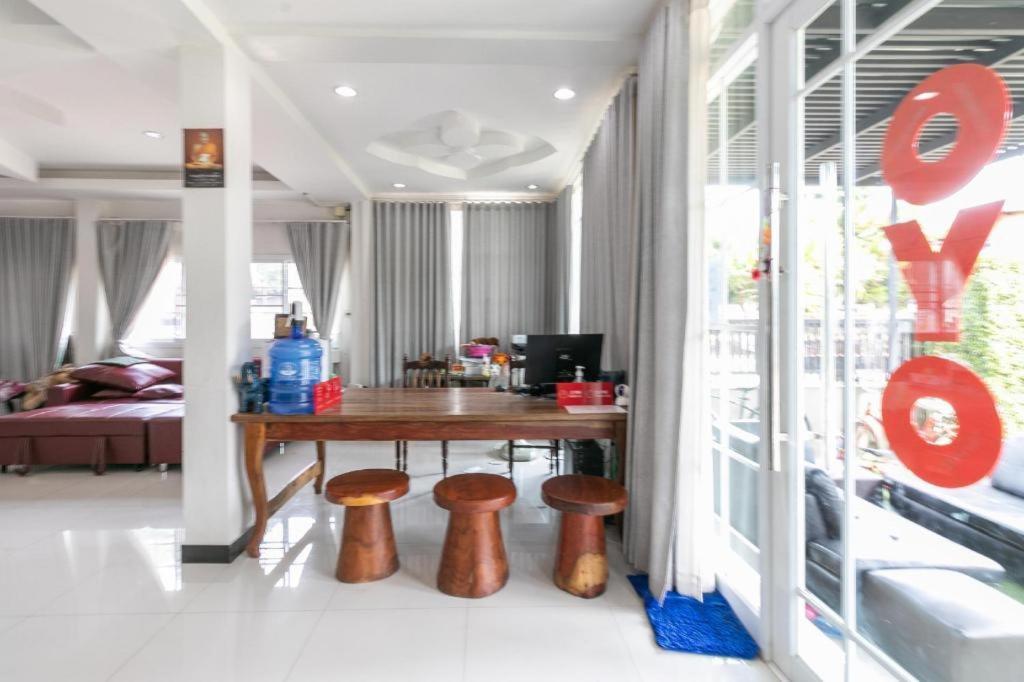 Hotel Oyo 75305 T Park Pak Chong Mu Si Zewnętrze zdjęcie