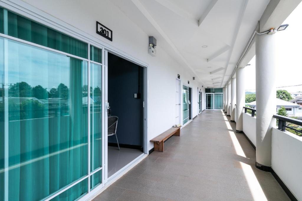 Hotel Oyo 75305 T Park Pak Chong Mu Si Zewnętrze zdjęcie