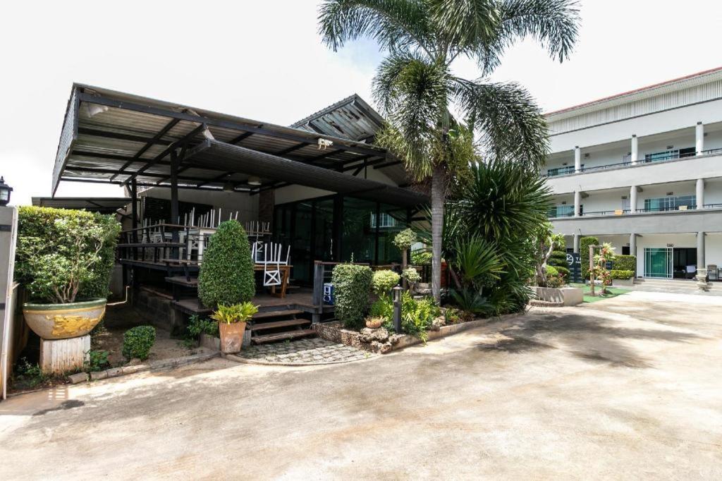 Hotel Oyo 75305 T Park Pak Chong Mu Si Zewnętrze zdjęcie