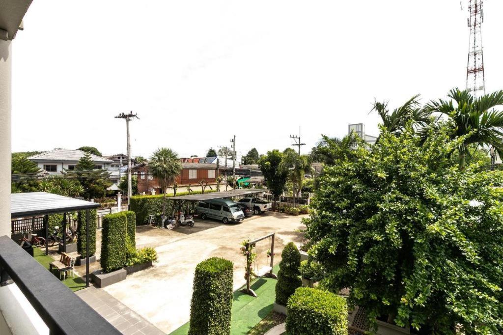 Hotel Oyo 75305 T Park Pak Chong Mu Si Zewnętrze zdjęcie